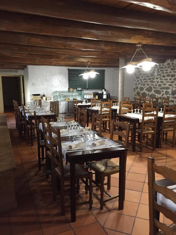 Auberge Les Fontilles Coltines エクステリア 写真