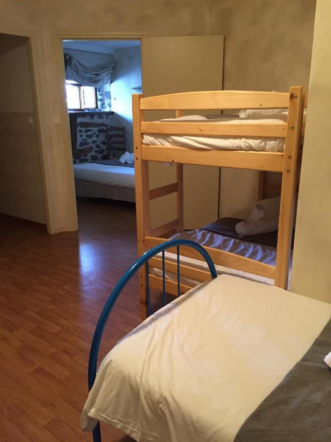 Auberge Les Fontilles Coltines エクステリア 写真