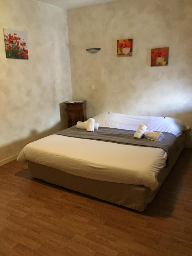 Auberge Les Fontilles Coltines エクステリア 写真